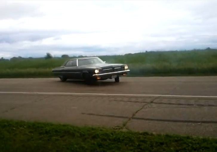 Watch This Large Barge Of A 1973 Olds Rip Sweet Donuts On A Country Road – Sleeper City