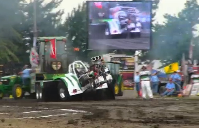 Watch The Most Violent Mini-Rod Pulling Tractor Pass We Have Ever Seen – This Dude Must Have Been Sore In The Morning!