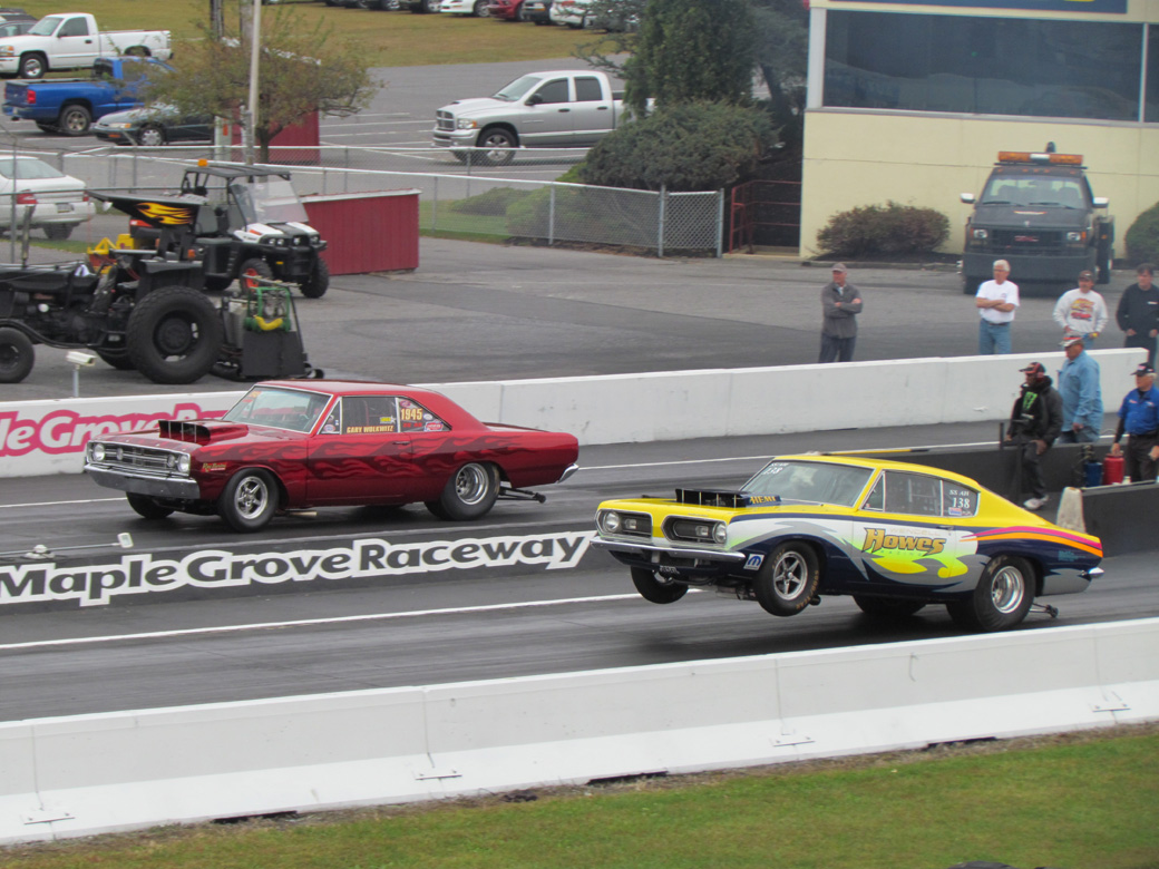 Hemi Challenge At The Dutch Coverage: Pit and Action Photos From The Super Stock Hemi Challenge At Maple Grove