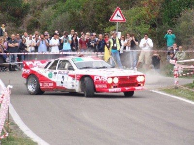 lancia-037-corsa