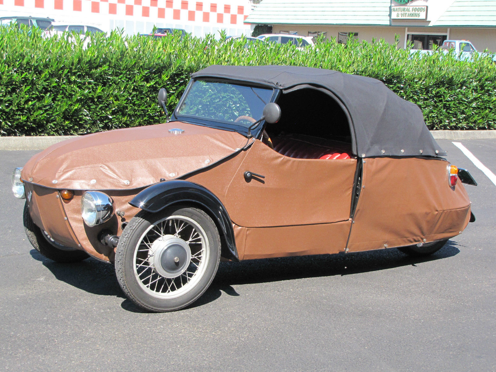 This 1950s Velorex Three Wheeler Micro-Car Has The Heart Of A Modern Sport Bike – Sleeper or Creeper?