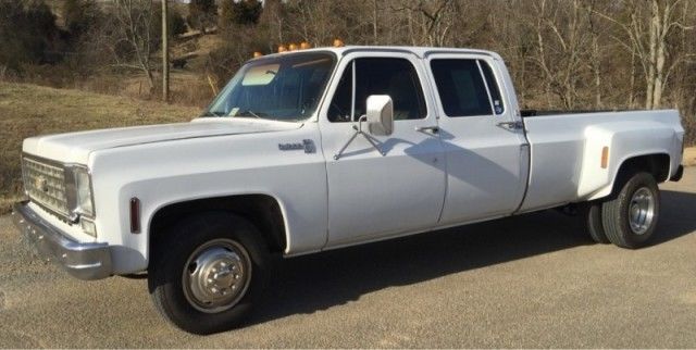 Blog War: Big Block, Crew Cab Chevrolet Goodness – A Fitting Parting Shot