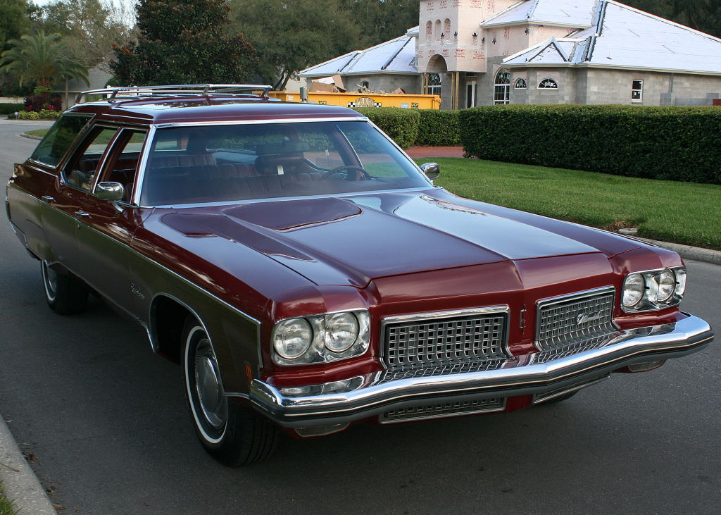 Oldsmobile Custom Cruiser