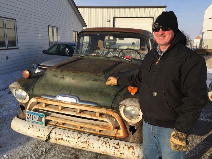 Guy Drives $75 Dollar Truck To Work For 38 Years, Right Up To The Day He Retires – BangShifty Hero!