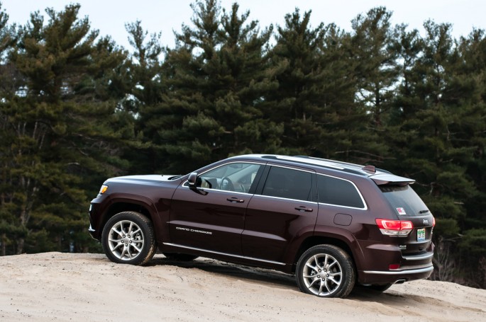 2015 Jeep Grand Cherokee Summit004