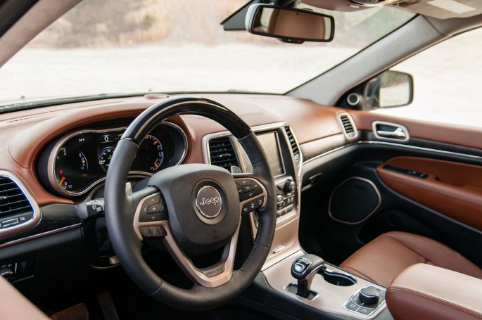 2015 Jeep Grand Cherokee Summit026