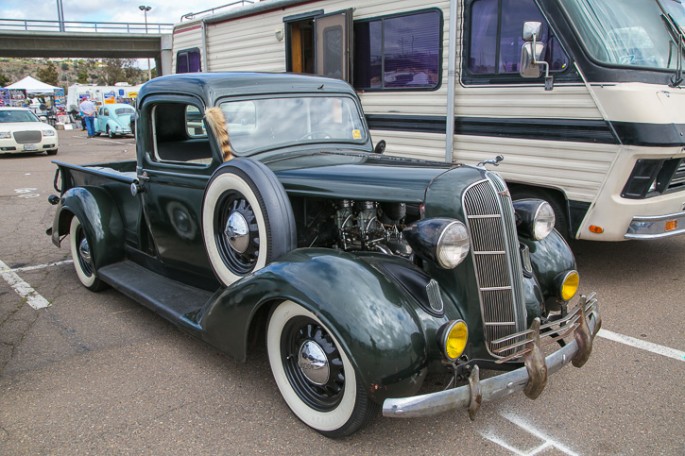 big three swap meet trucks036