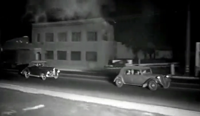 1940s Video Of Burbank, California As Shot From A Train Has Cool Cars, Buildings, And Feel