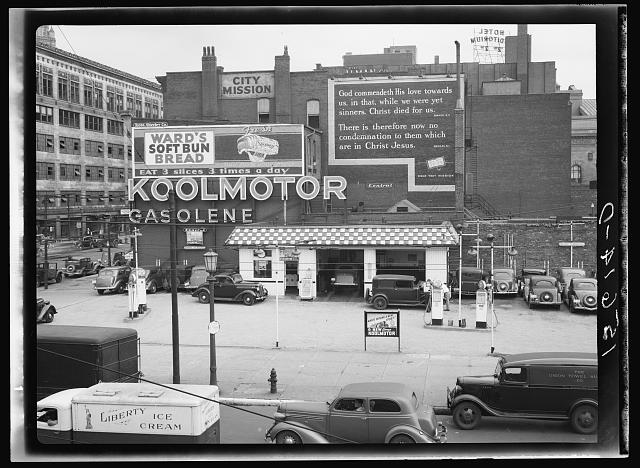 Gearhead History: A Look At The Classic American Gas Station Through Photos From 1900-1945