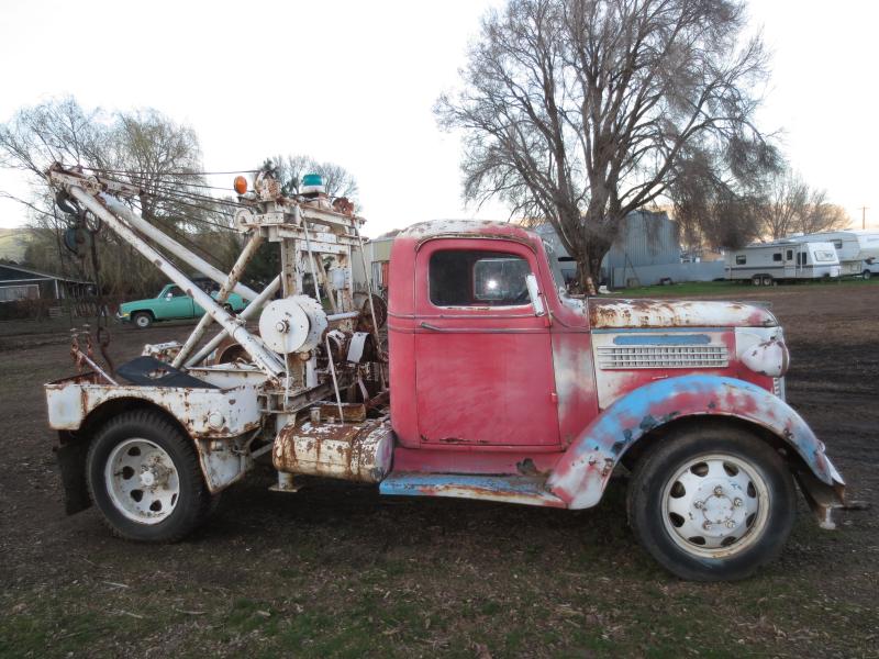 This 1937 GMC Wrecker May Look Like A Technicolor Mess, But There’s An Amazingly Intact And Complete Truck Here