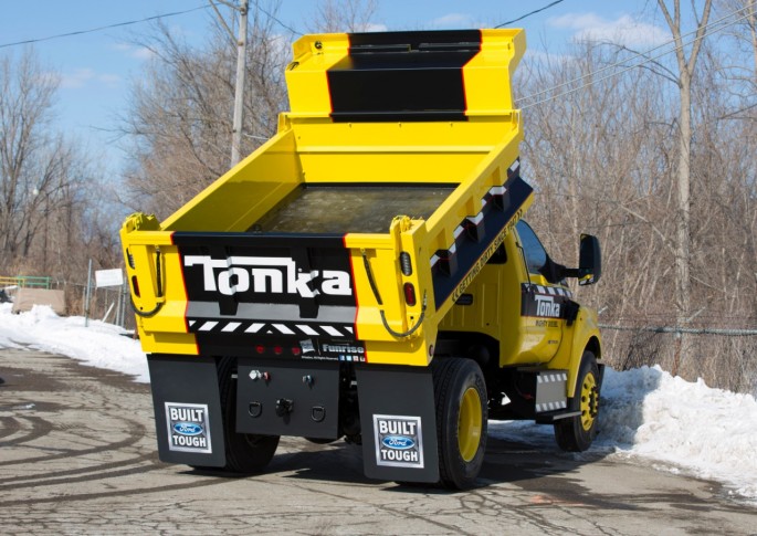 FordF750-Tonka_05_HR