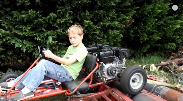 This Father And Son Team Stick Their Twin-Engined Go-Kart On The Chassis Dyno In The Backyard!
