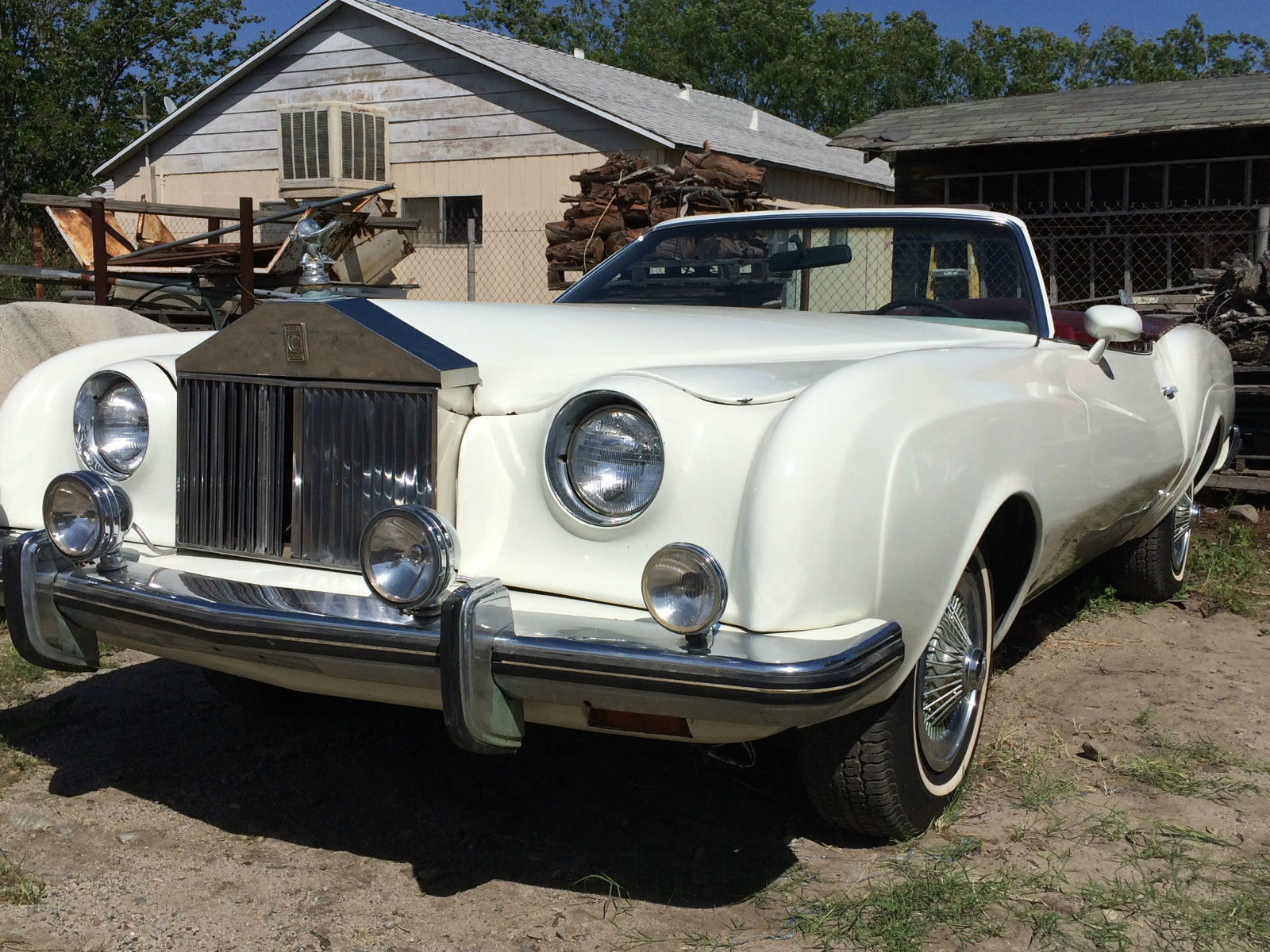 This 1976 Monte Carlo Custom Cloud Is The Vehicle A Wealthy Dave Nutting Would Cruise In An Alternative Universe