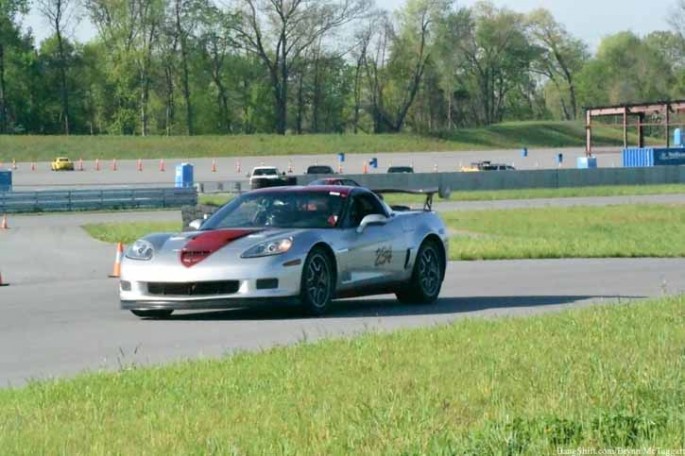 national corvette museum track bash008