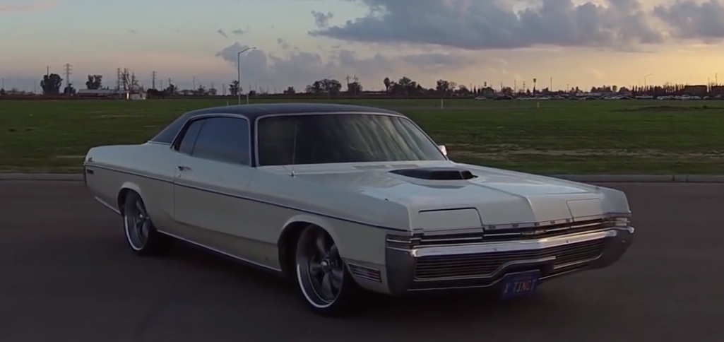 This 1972 Dodge Monaco Just Reeks Of Cool, From The Black Paisley Interior To The Shaker Scoop