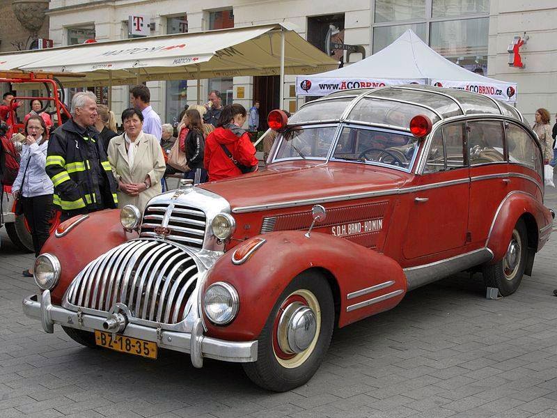 The “WTF?” Files: The Horch 853 Sport Cabriolet Fire Truck Conversion