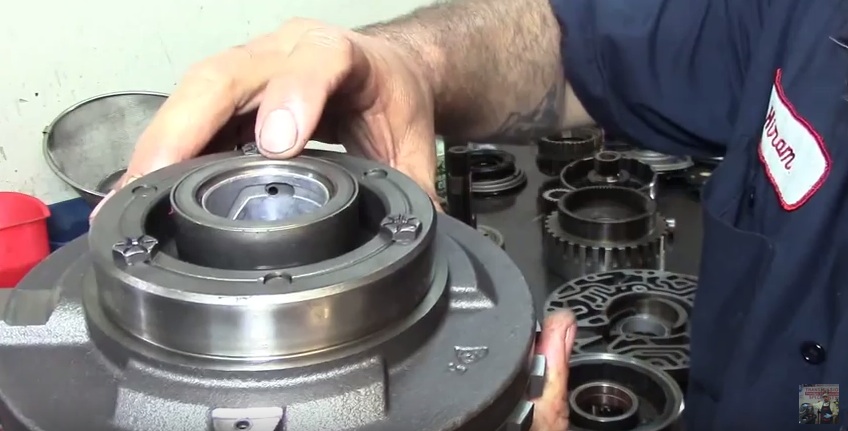 4L80e Transmission Rebuild Part 2 – The Complete Rebuild Video From Start To Finish