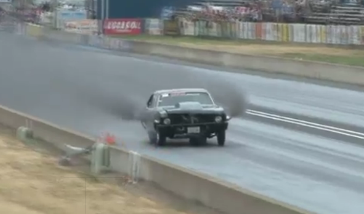 Watch This Crazy Diesel Powered Nova Wreck Hard At The Top End Of Woodburn Drag Strip