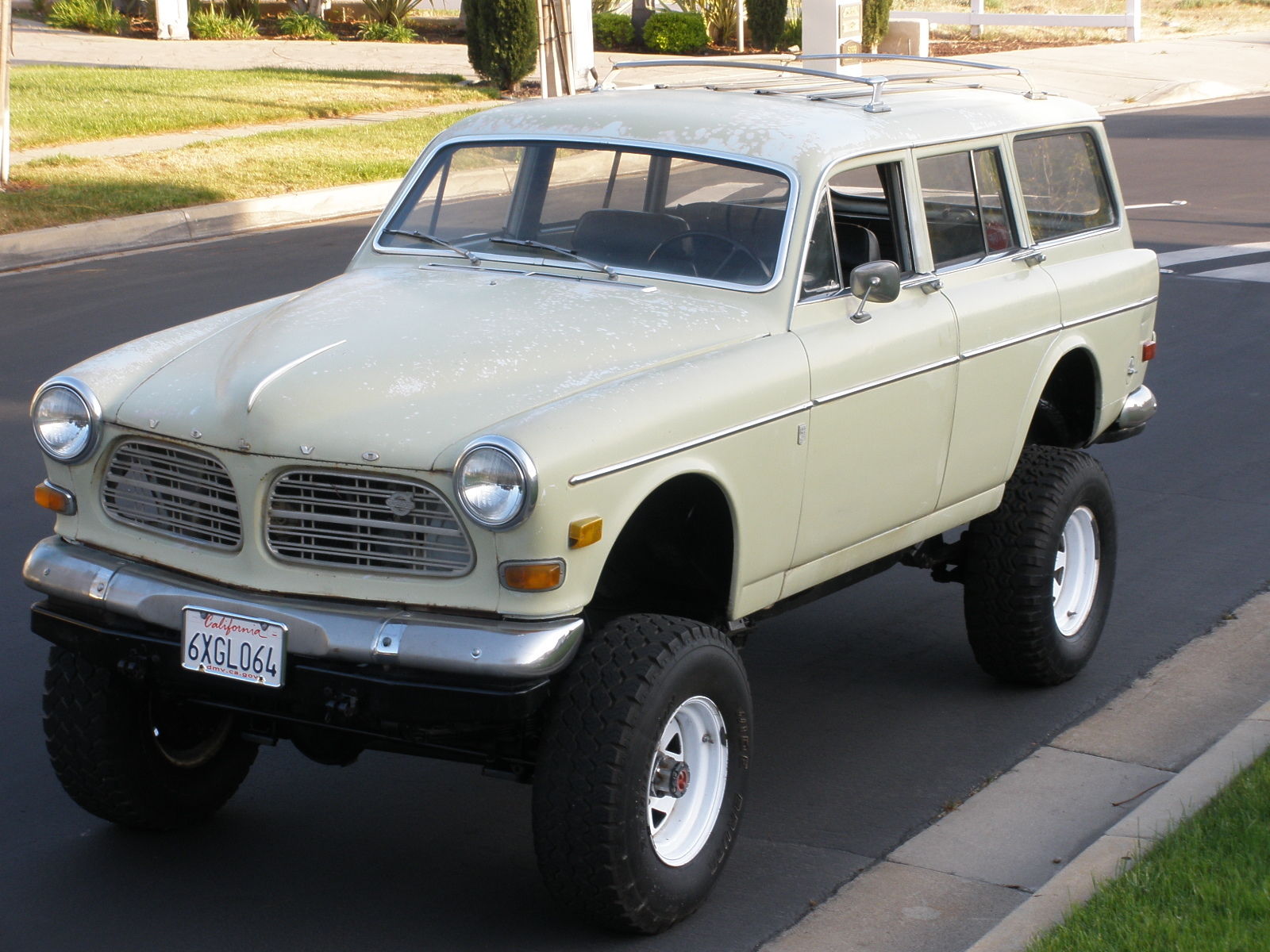 Ebay Find: We’d Take This 1968 Volvo 122 Trar Over Any Subaru