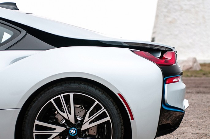 2015 BMW i8