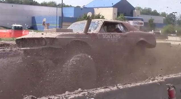 Watch This Mustang Trar Make Short Work Of The Course At The Mid Michigan Mud Run!