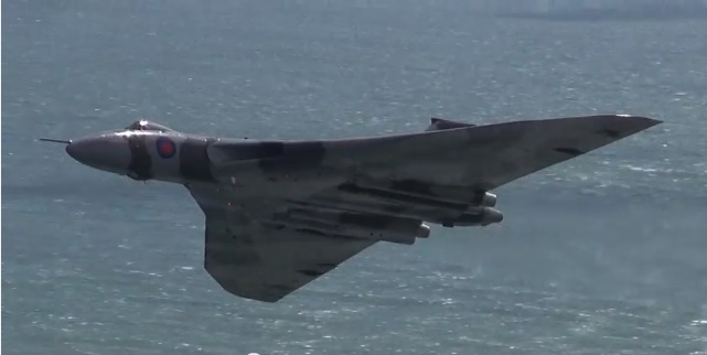 The Avro Vulcan Continues It’s Farewell Tour By Buzzing England’s Beachy Head Cliffs!