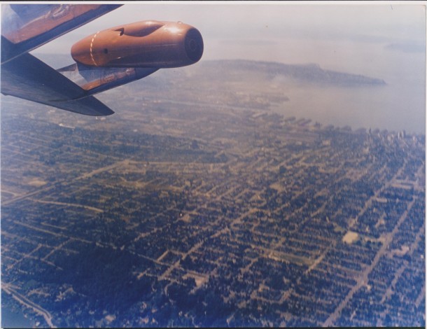 Classic YouTube: Alvin “Tex” Johnston’s Barrel Roll Of The Boeing 367-80 Prototype Over Lake Washington