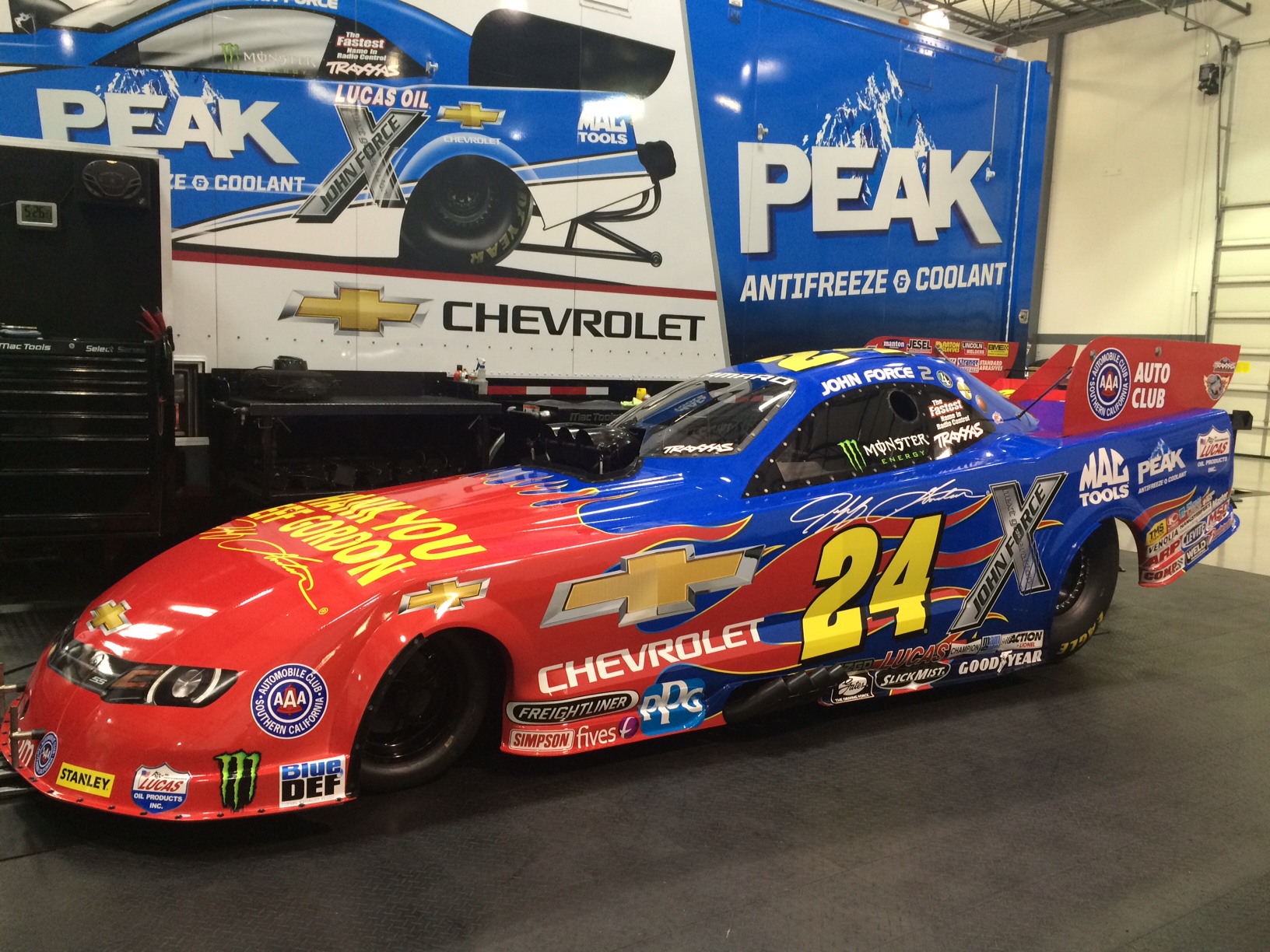 John Force Says Thank You To NASCAR’s Jeff Gordon At Charlotte Race