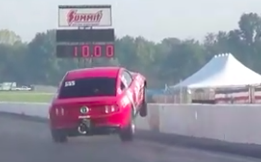 Watch Roy Hill’s Wild, Wall-Banging Wheelstand From Thursday At The 2015 US Nationals