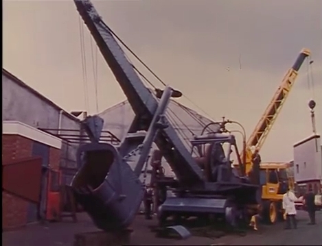 Great Video: Watch A Steam Shovel Get Recovered From The Depths Of The Water And Restored – Neat!