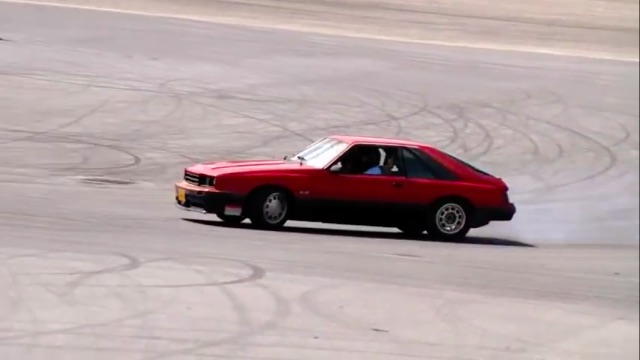 Classic YouTube: Drifting A Bubblebacked Mercury Capri Like A Boss