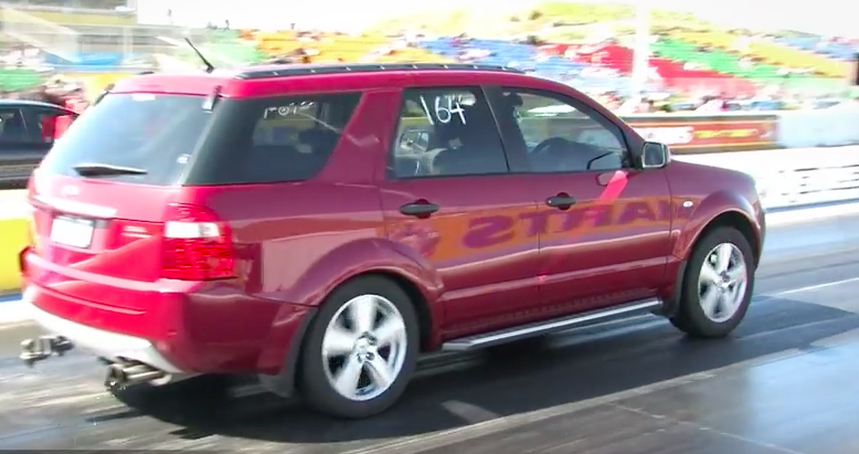 Watch This Australian Mom Buggy Run Nearly Into The 10s – Sleeper Central, Baby!