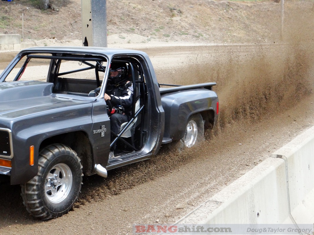 Gravelrama 2015 Flat Drags Action: More Dirt Chucking Fun From Cleves, Ohio