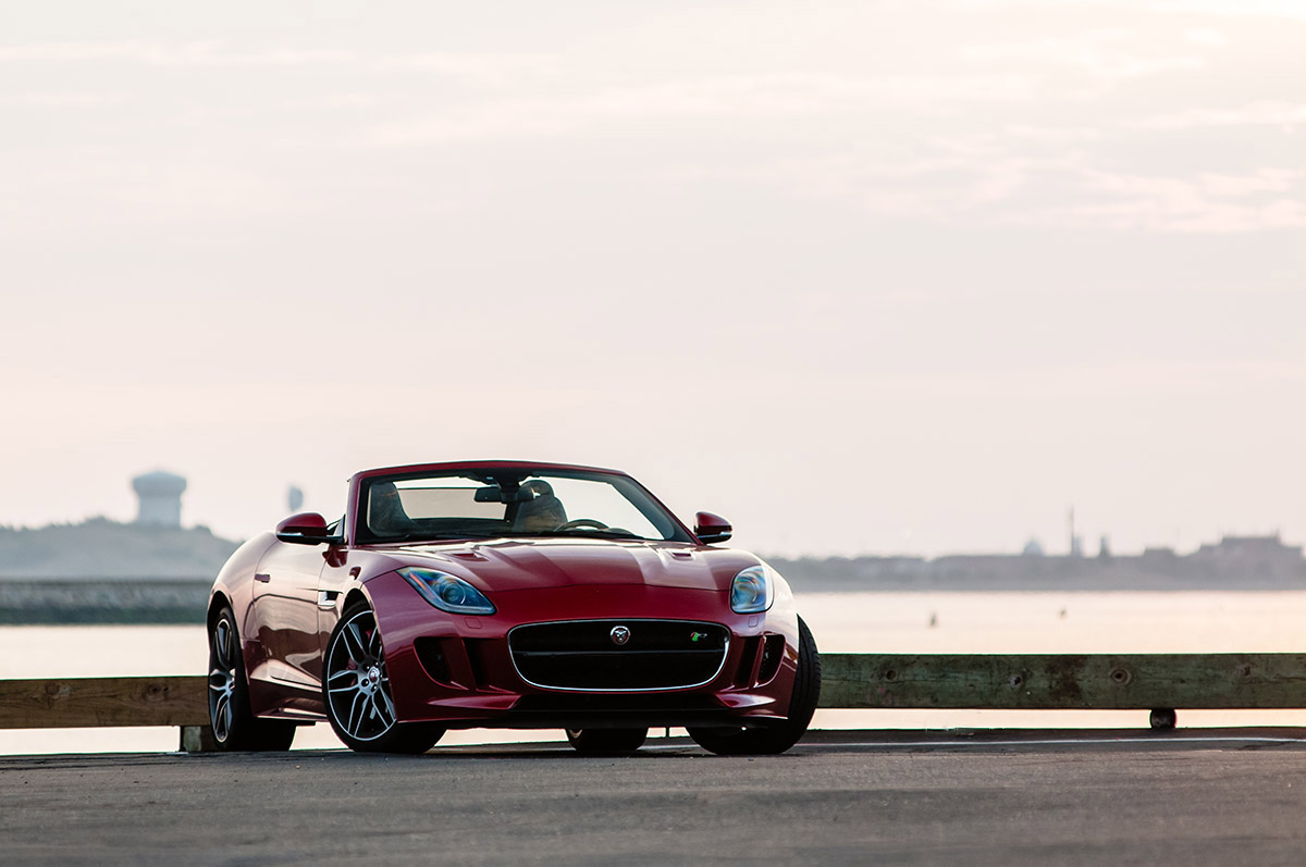 2016 Jaguar F-Type R Convertible: The Topless Monster That Roars