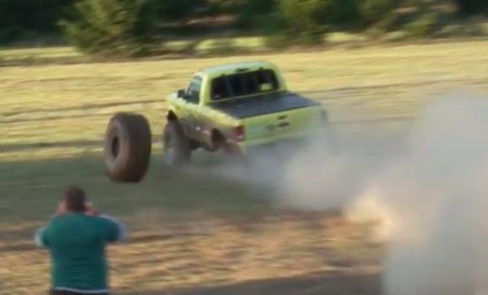 “You Picked A Fine Time To Leave Me…”: Watch As This Mud-Dragging Ford Ranger’s Wheel Takes A Hike!