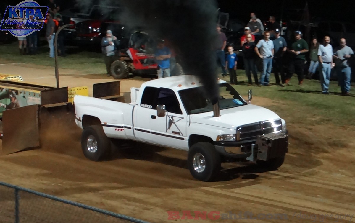 lifted dodge cummins rollin coal