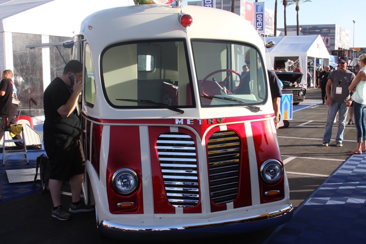 This International Metro Ice Cream Truck Had The Whimsical Hot Rod Vibe Nailed At SEMA