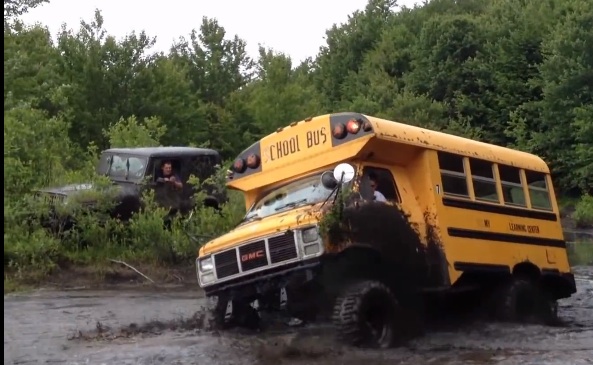 Classic YouTube: The Magic School Bus Up To The Hubs In Mud! Where Is Ms. Frizzle Taking The Kids?!