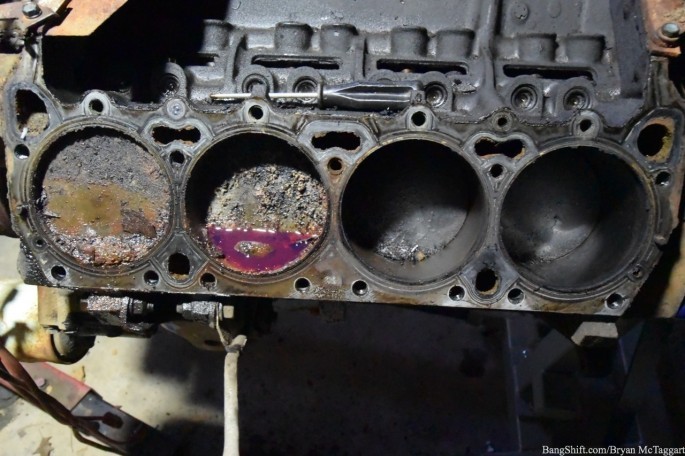 400ci_teardown10-685x456