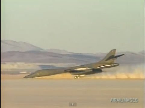 Historical Footage: The 1989 Lakebed Landing Of A B1-B Lancer Bomber At Edwards Air Force Base