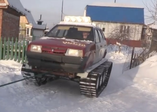 This Lada Samara Is Now Combined With A Tank, Because Siberian Winters Are No Joke!