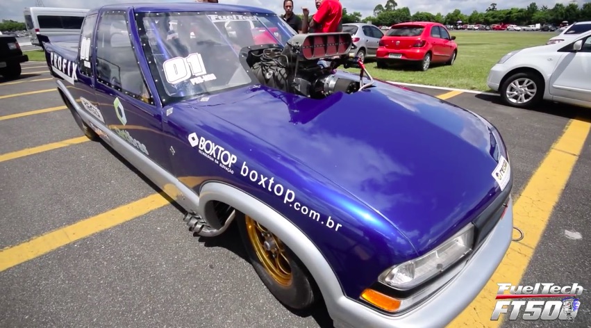 Watch This Blown S10 Take The Long Way Down Brazil’s Curitiba Autodrome Drag Strip – Wild