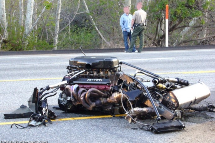 ferrari_enzo_crash_006