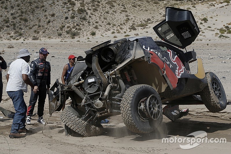 Dakar 2016: Sébastien Loeb Loses Lead After Crashing Out On Stage Eight