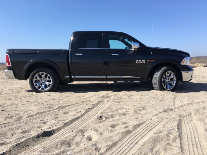 2016 Dodge Ram Limited Eco Diesel 9