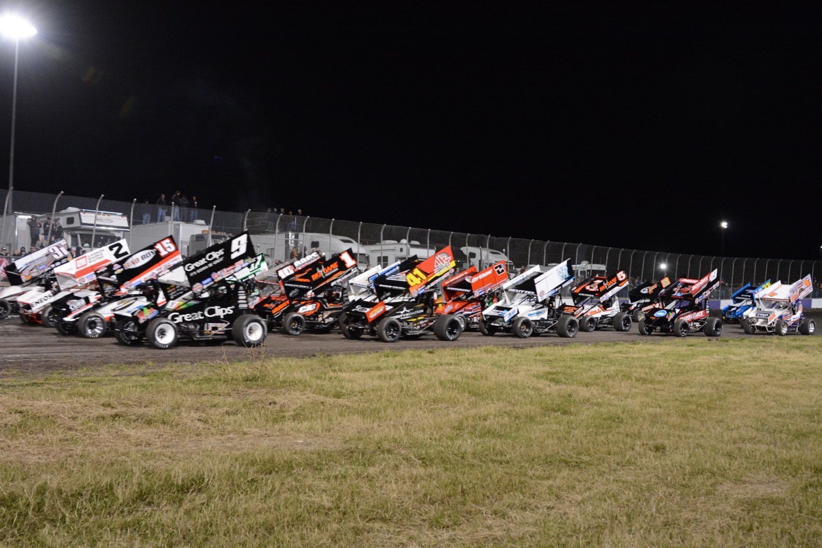 World of Outlaws Coverage: More Great Action Photos From Royal Purple Raceway