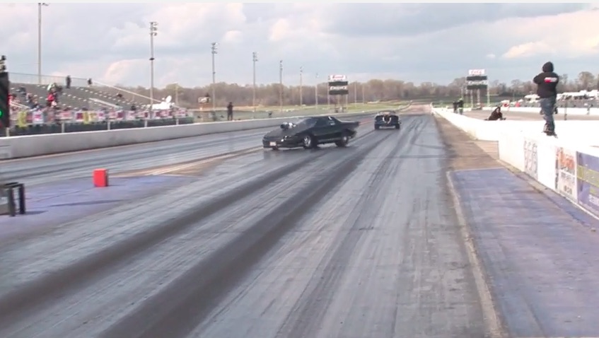 Watch This Fourth Generation Camaro Spin A Donut In The Middle Of The Strip And Hit Nothing