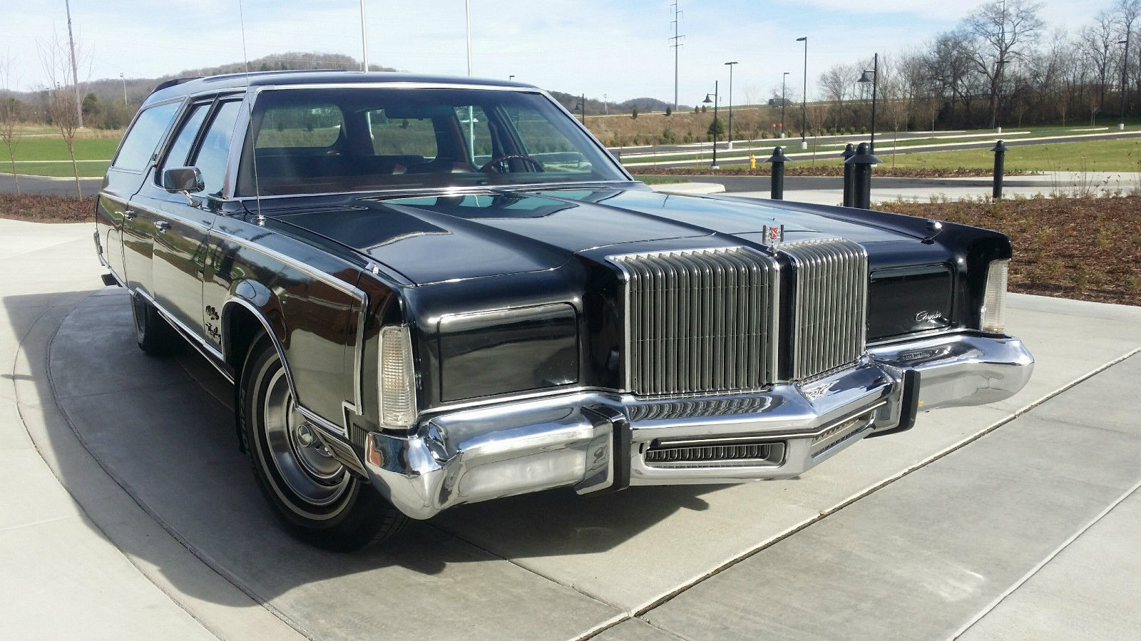 This Chrysler Town and Country Wagon Is Beautiful, But Is Hiding A Dark Secret!