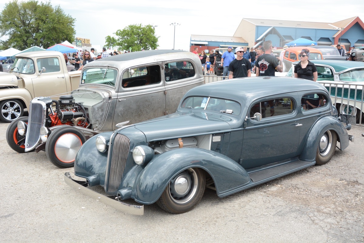 Lonestar Round Up 2016: Photos From The Massive Texas Hot Rod Happening