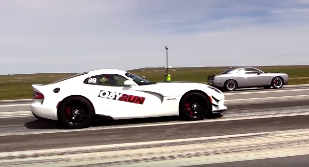 Viper ACR Versus A Hellcat Challenger With Bolt-Ons In The Half-Mile…Place Your Bets!